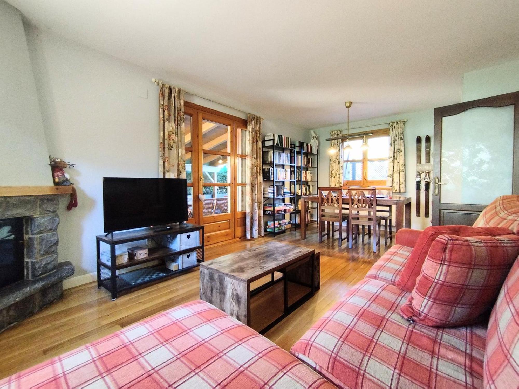 Appartement Check-In Casas Cumbre De Benasque à Eriste Extérieur photo